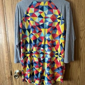LuLaRoe‎ Geometric Pattern Top *GUC*